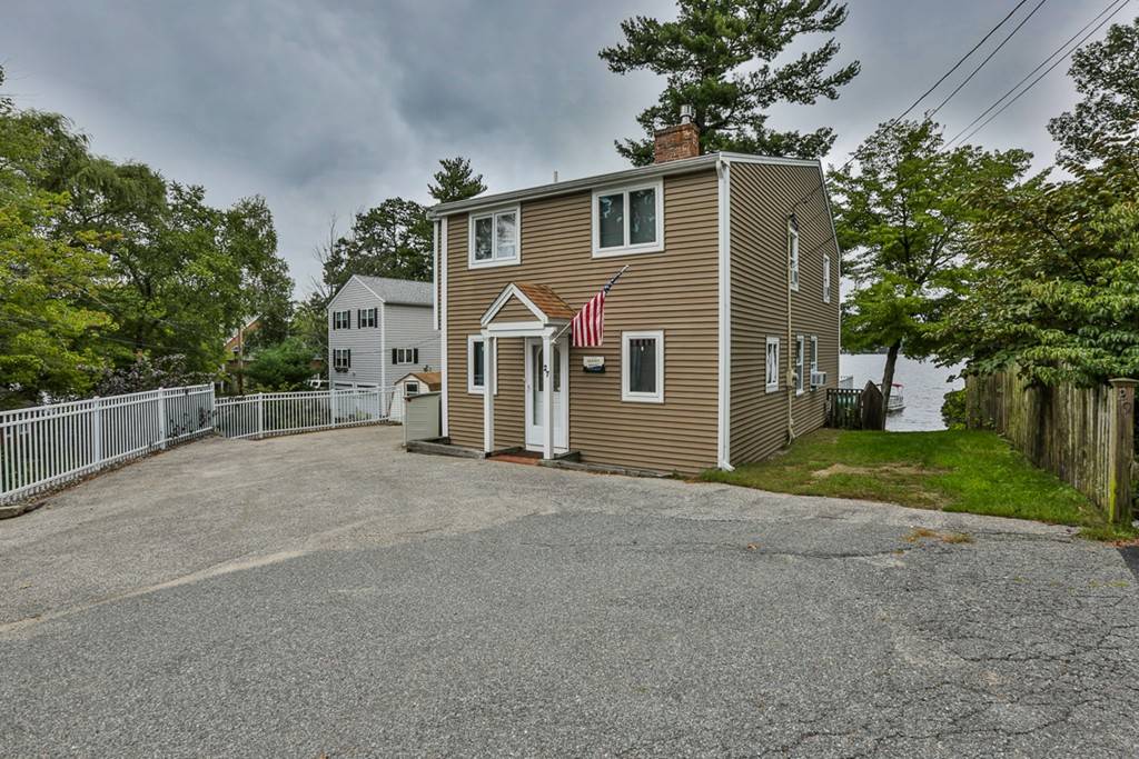 Merrimac, MA 01860,27 West Shore Rd