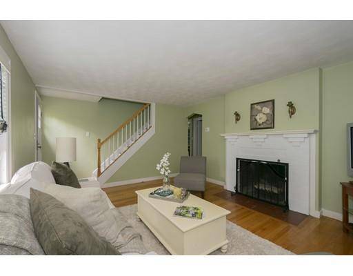 Arlington, MA 02474,27 Heard Rd