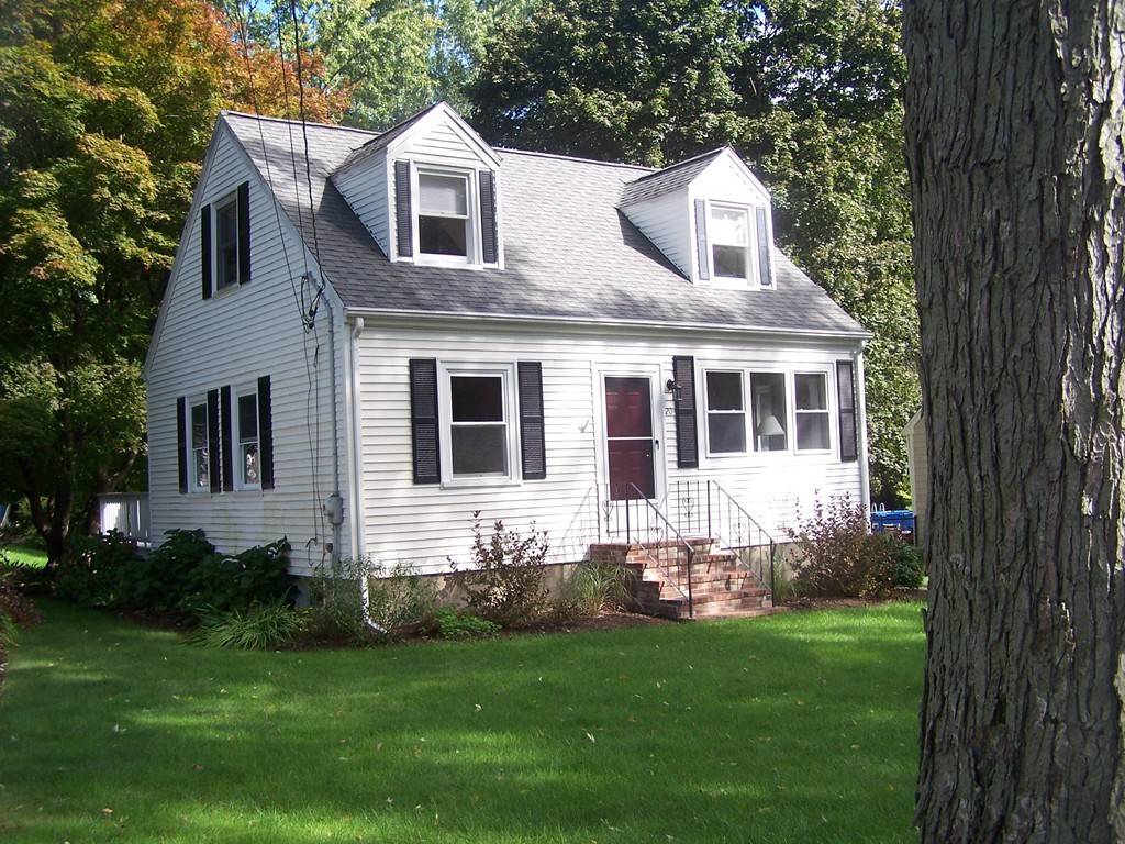 West Bridgewater, MA 02379,20 Maolis Avenue