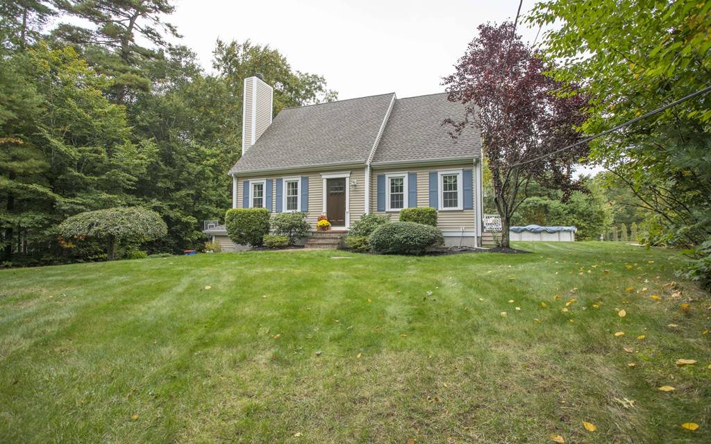 Lakeville, MA 02347,44 Fuller Shrs