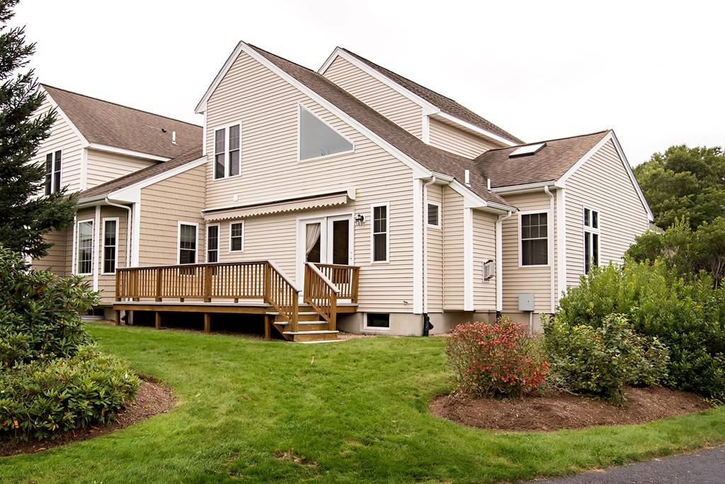 Walpole, MA 02081,9 Marisa Lane #9