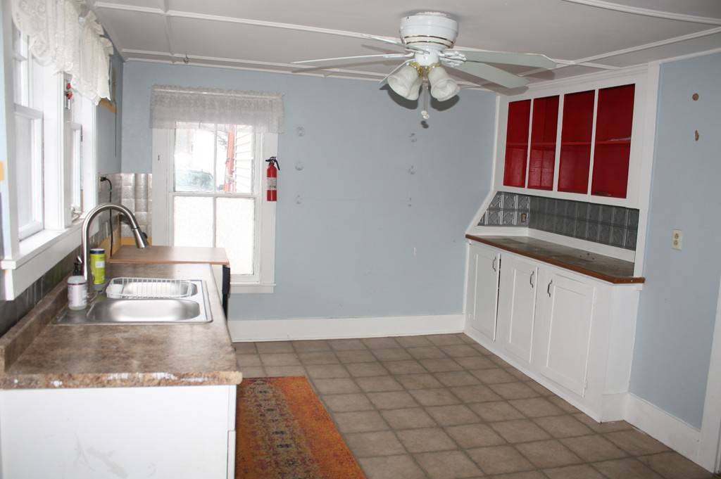 Erving, MA 01344,5 East Prospect Street