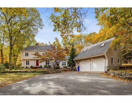 Hopkinton, MA 01748,52 Ash St