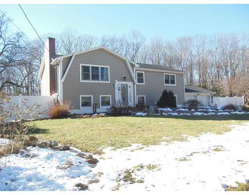 Dudley, MA 01571,5 Knollwood Rd