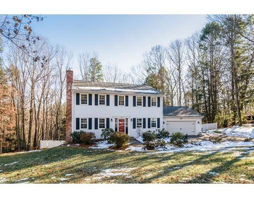 Sturbridge, MA 01566,33 Woodside Cir