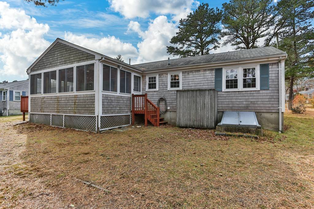 Dennis, MA 02660,12 Carriage Drive