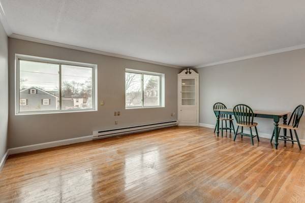 Melrose, MA 02176,260 Tremont St #8