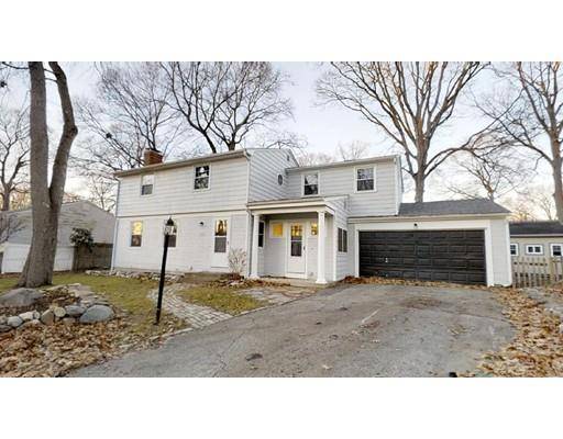 East Providence, RI 02915,26 Stoneham Dr