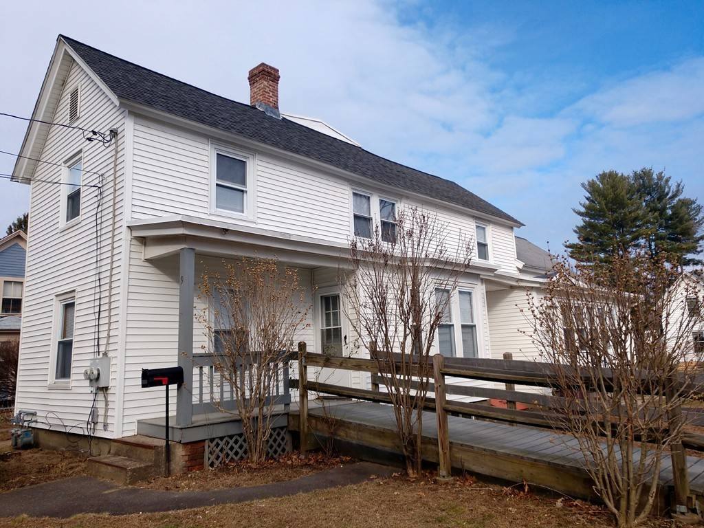 Westfield, MA 01085,9 Leonard Avenue