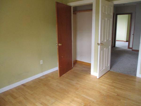 Fall River, MA 02723,434 Alden St