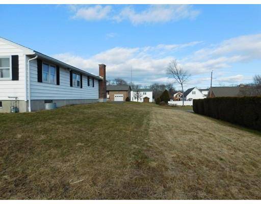 East Longmeadow, MA 01028,46 Highlandview Ave