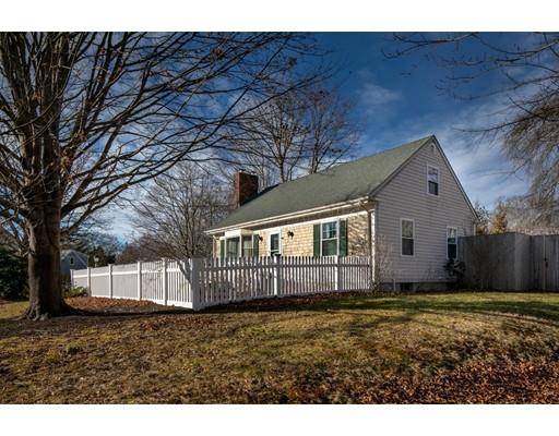 Mattapoisett, MA 02739,11 Oakland Ter