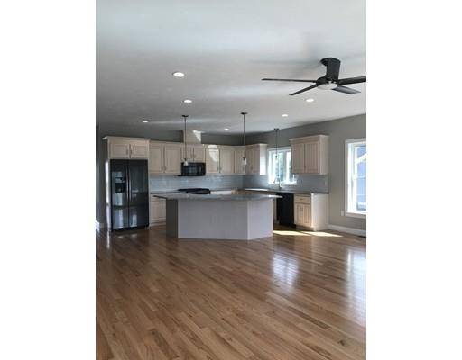 Wrentham, MA 02093,95 Partridge View Ln. #85