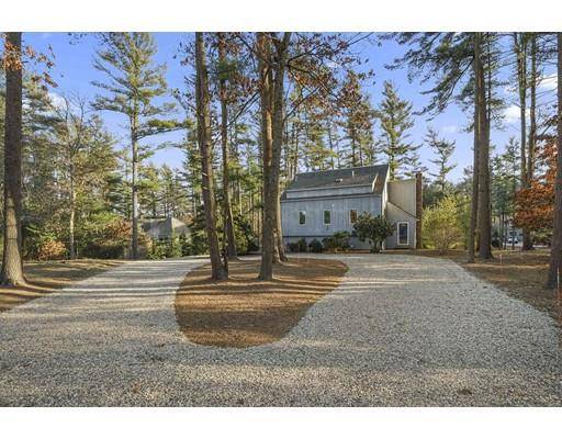 Duxbury, MA 02332,5 Trout Farm Lane