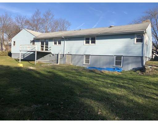 Seekonk, MA 02771,593 Lincoln St