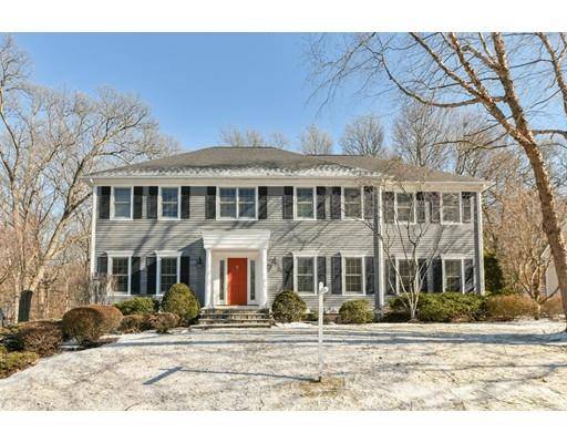 Winchester, MA 01890,4 Briarwood Lane