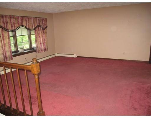 Grafton, MA 01536,155 Worcester St