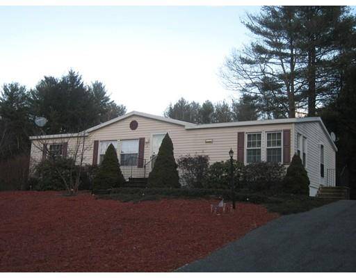 Winchendon, MA 01475,7 Colonial Lane