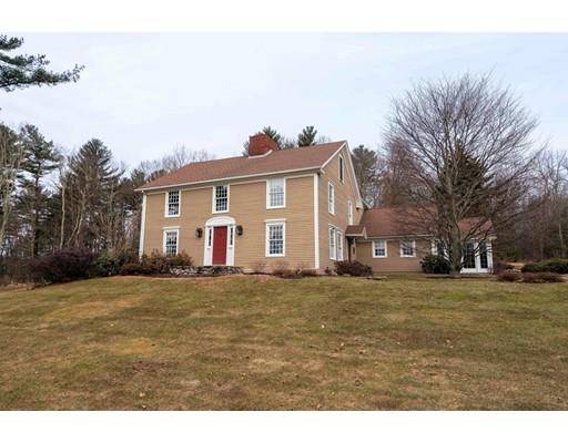 North Brookfield, MA 01535,14 Shore Rd