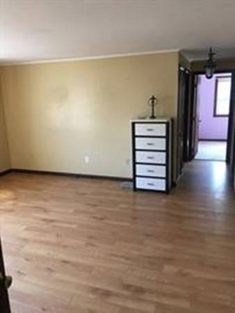 Fall River, MA 02720,3682 N Main St #12