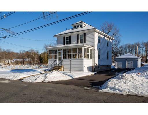 East Longmeadow, MA 01028,17 Callender Ave