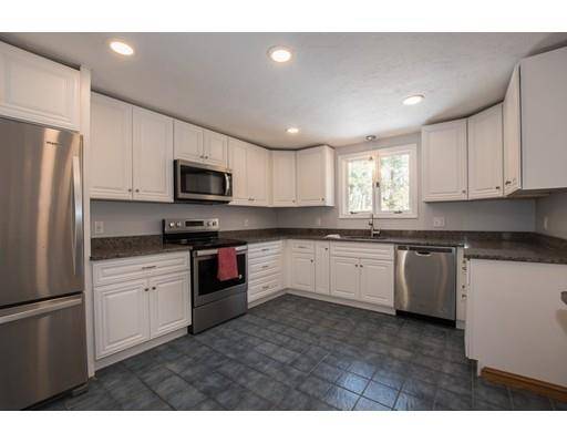 Lakeville, MA 02347,49 Howland Rd