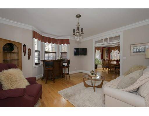 Lexington, MA 02420,11 Locke Ln