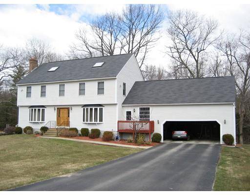 Charlton, MA 01507,13 Meadow Lane