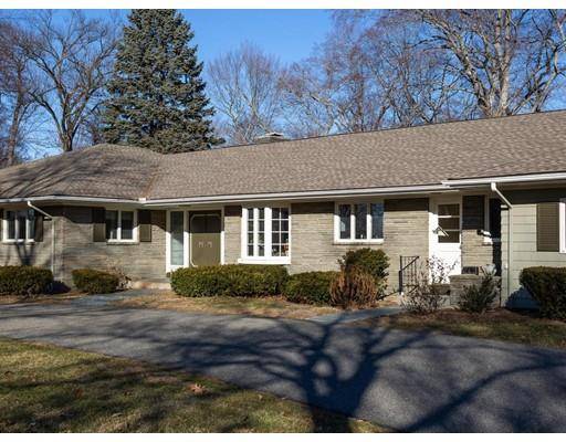 Longmeadow, MA 01106,146 Wheel Meadow Dr