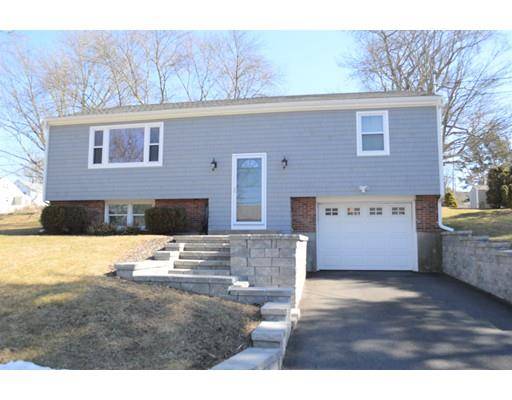 Somerset, MA 02726,122 Chateau Dr