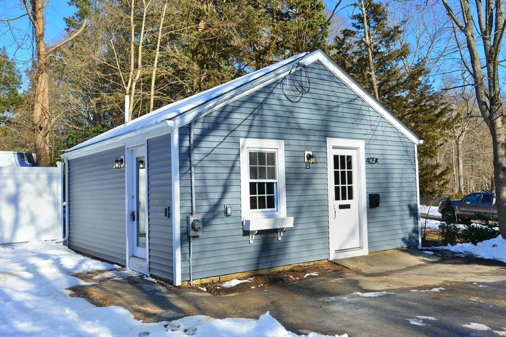 Stoughton, MA 02072,405R Walnut Street #2