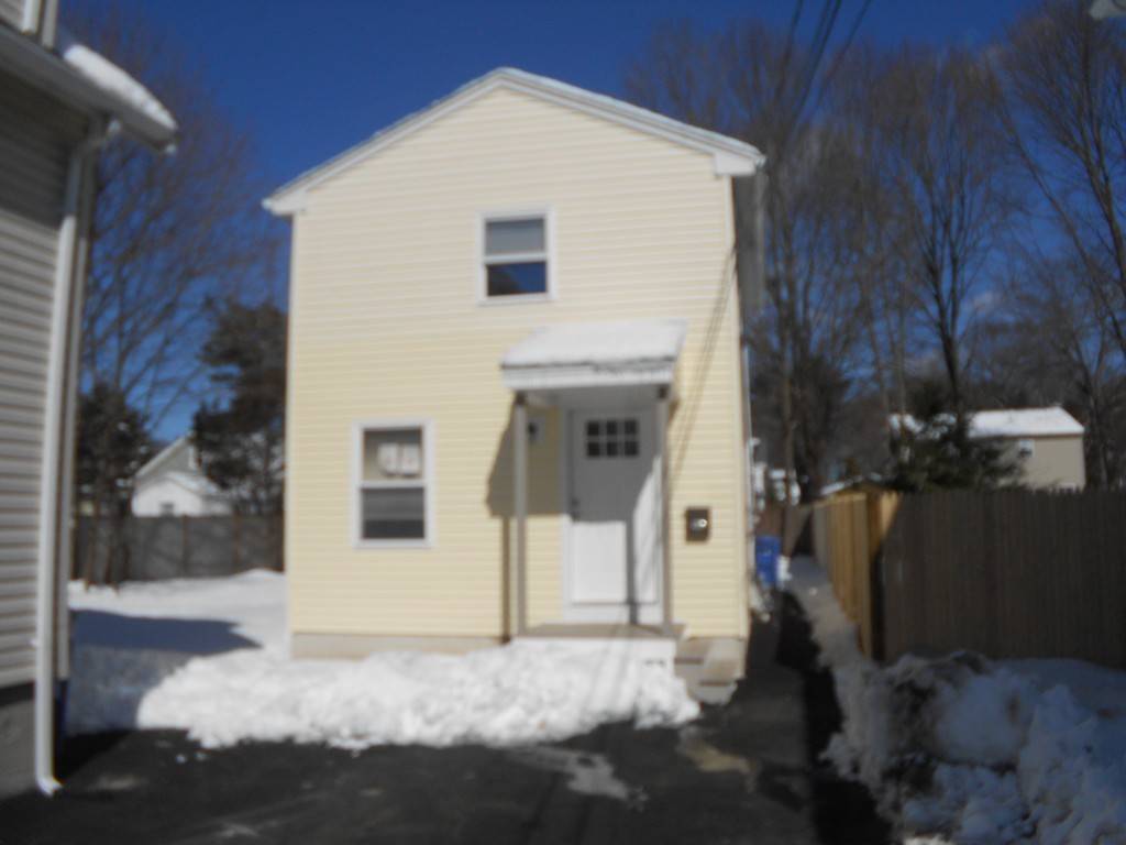 Wakefield, MA 01880,5 Hawthorne Street #A