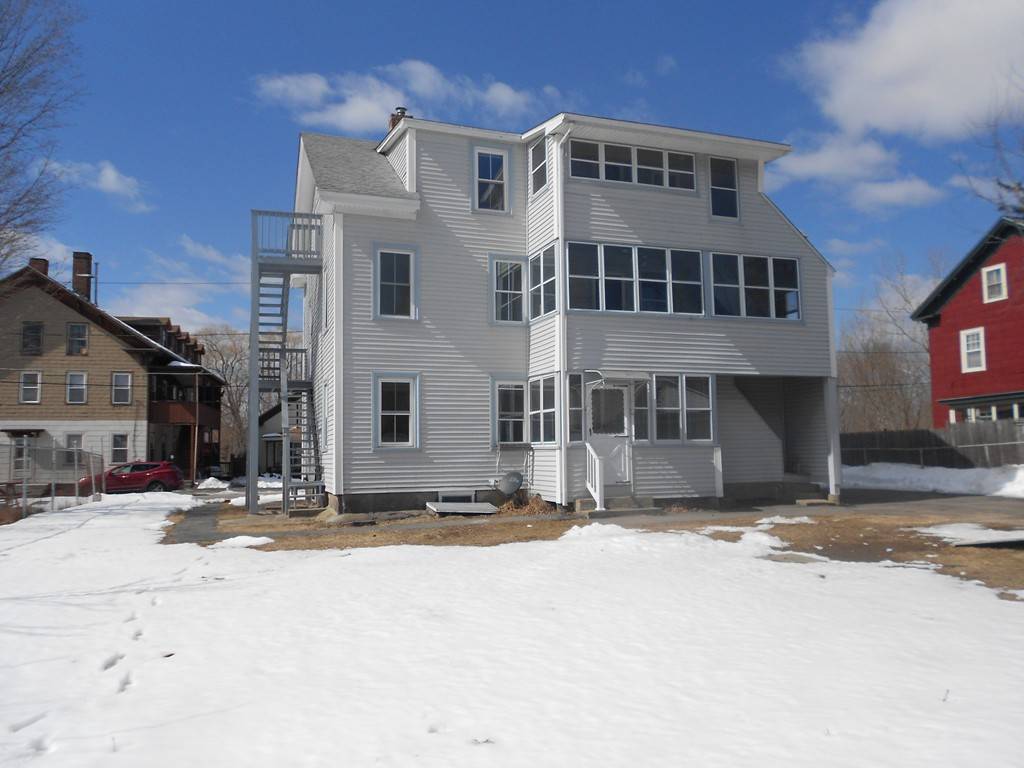 Grafton, MA 01560,105 Elmwood St