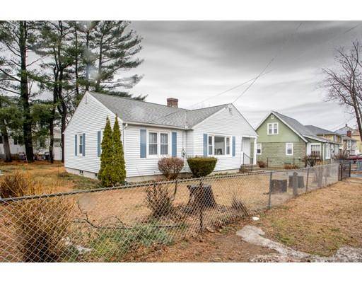 Ludlow, MA 01056,107 Lakeview Ave