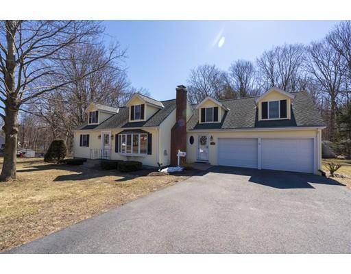 East Longmeadow, MA 01028,81 Mapleshade Ave