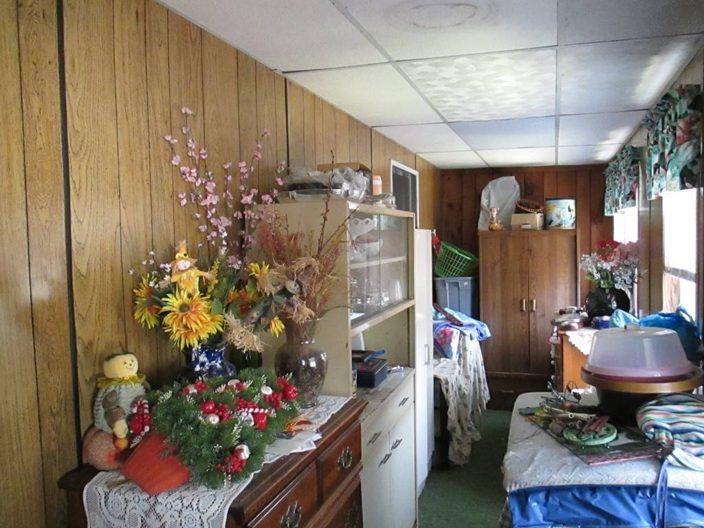 Gardner, MA 01440,81 Limerick St