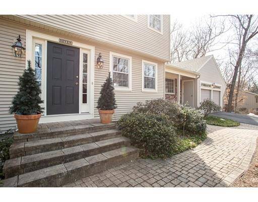 Longmeadow, MA 01106,7 Hanover Lane