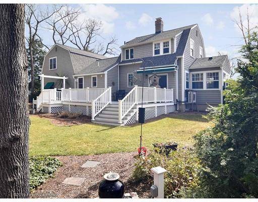 Wrentham, MA 02093,653 East Street