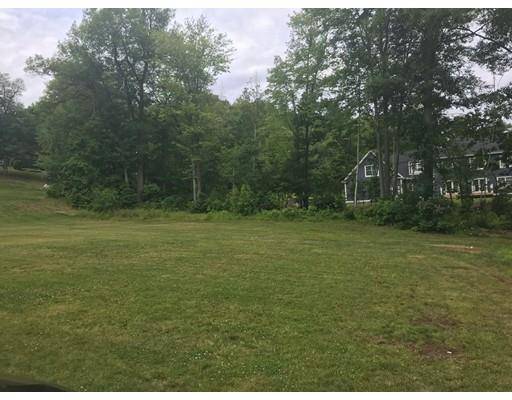 East Longmeadow, MA 01028,4 Sturbridge Ln