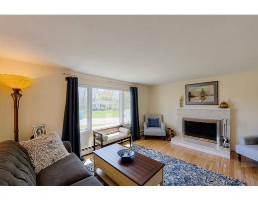 East Longmeadow, MA 01028,59 Franconia Cir