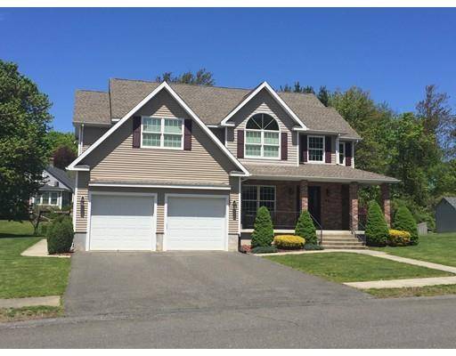 Ludlow, MA 01056,44 Emma Way