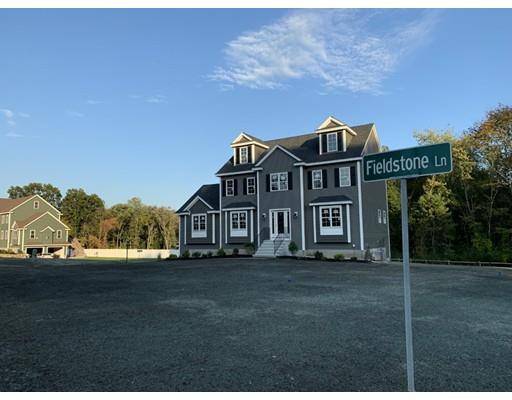 Billerica, MA 01821,1 Fieldstone Lane