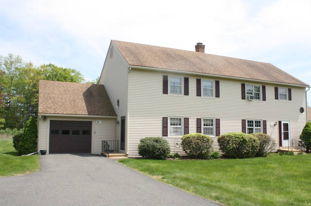 Deerfield, MA 01373,9 Duncan Dr #A