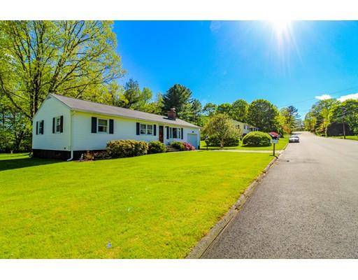 Webster, MA 01570,14 Pinewood Drive