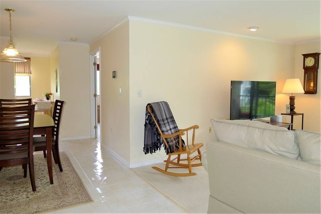 Stoneham, MA 02180,43 Pomeworth St #31