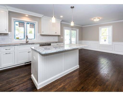 Waltham, MA 02451,74 Pine Hill Circle