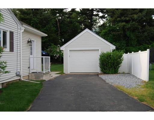 East Longmeadow, MA 01028,11 Converse Cir