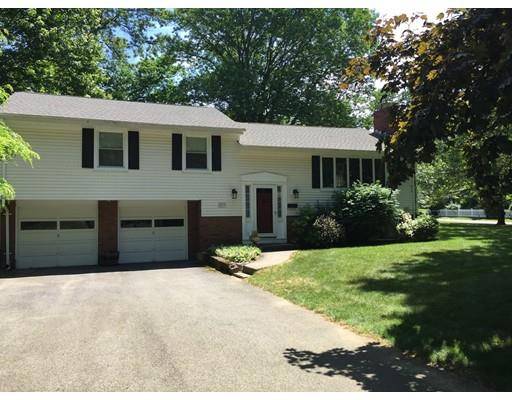 Longmeadow, MA 01106,221 Brookwood Dr