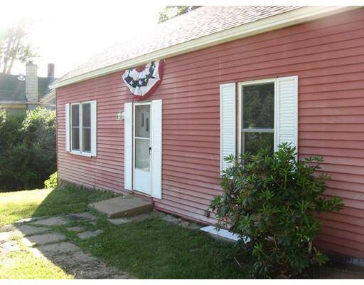 Brookfield, MA 01506,10 Grove Street