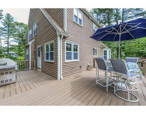 Wrentham, MA 02093,90 Myrtle St